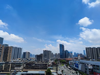 iOS 26携液态玻璃设计语言登场，全平台系统首次统一命名